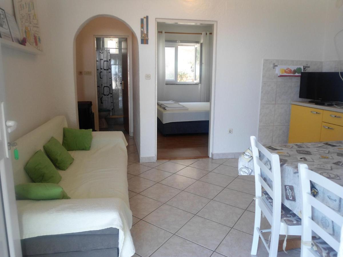 Guest House Pamela Senj  Εξωτερικό φωτογραφία
