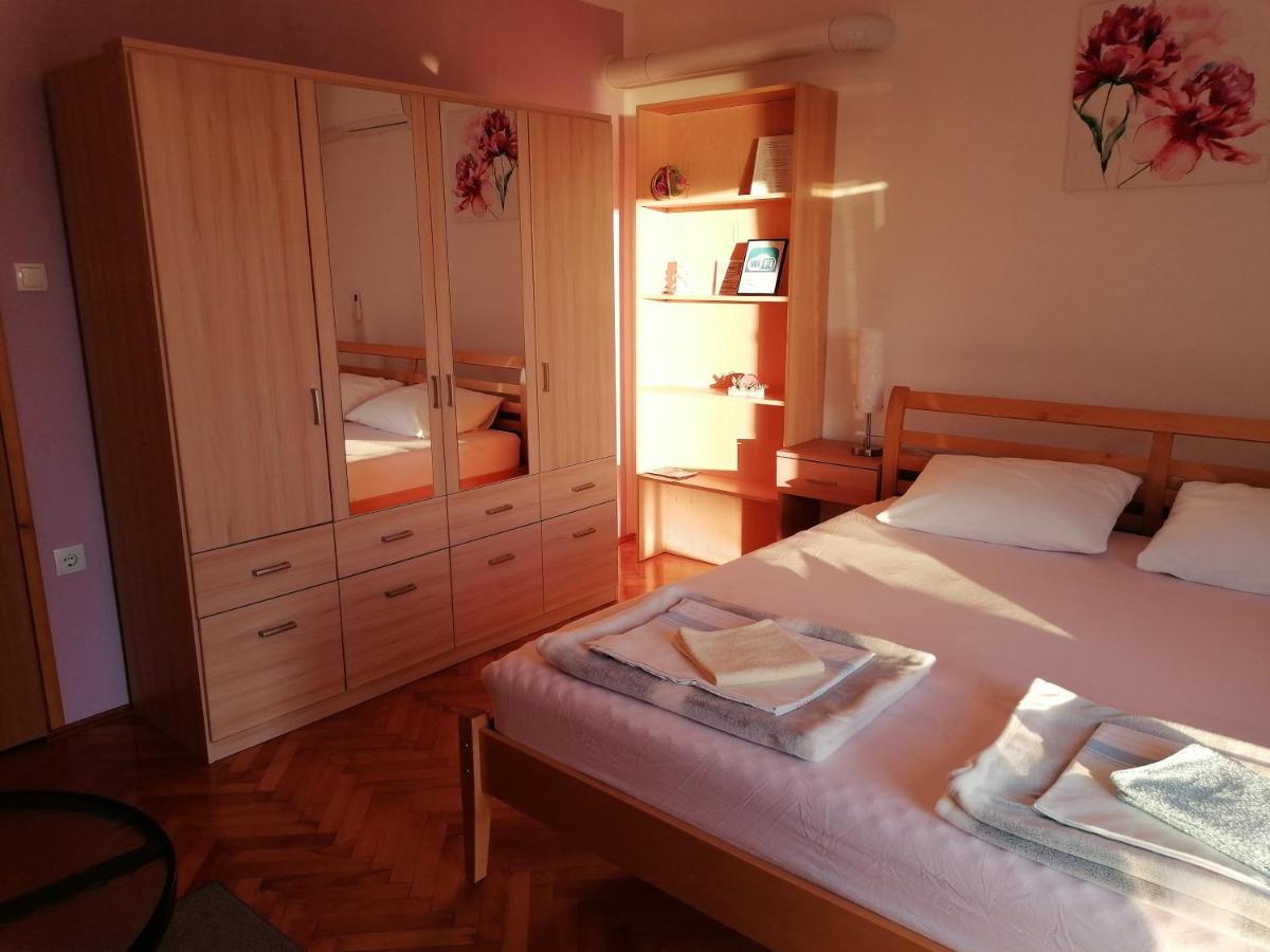 Guest House Pamela Senj  Εξωτερικό φωτογραφία