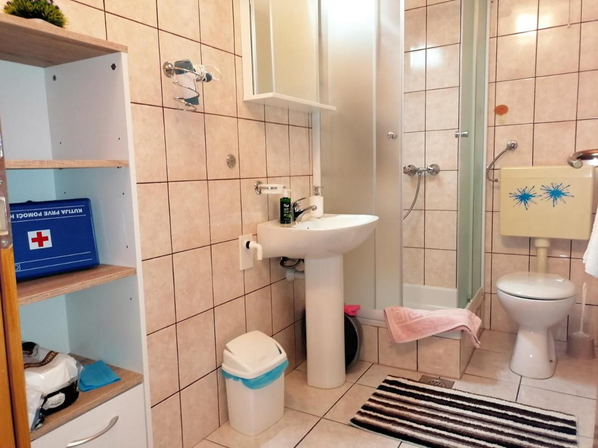 Guest House Pamela Senj  Εξωτερικό φωτογραφία